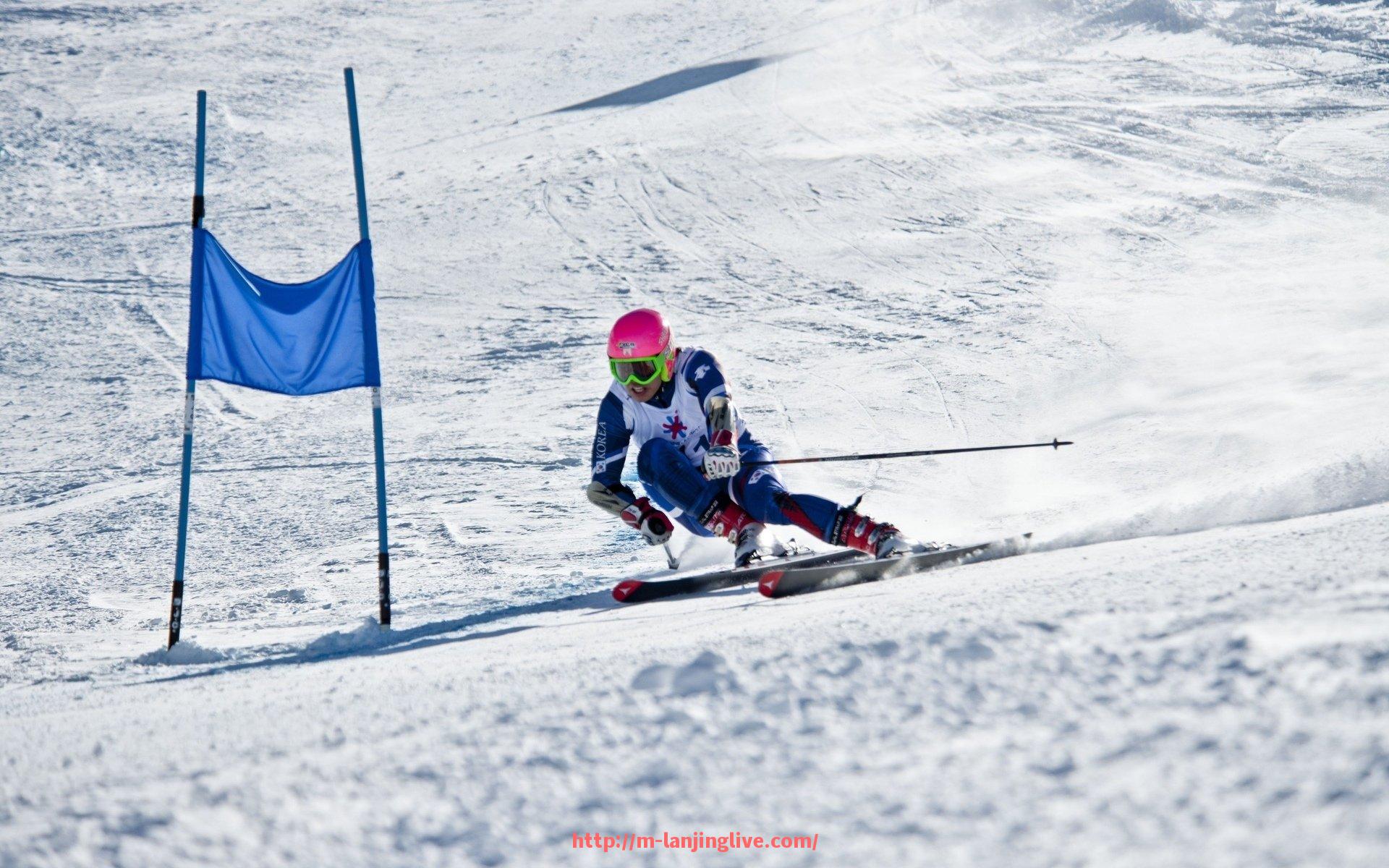 蓝鲸体育直播-中超联赛恒大对阵鲁能的经典对决回顾与战术分析